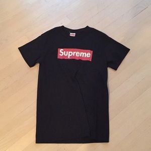Supreme big box logo